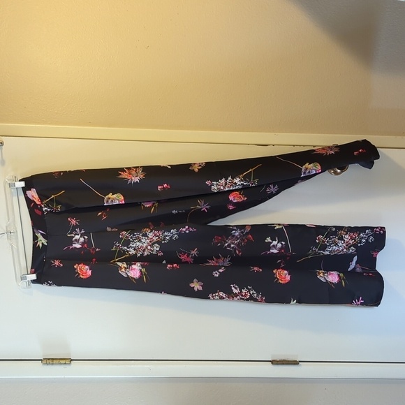 Victoria's Secret loungewear - Picture 3 of 12